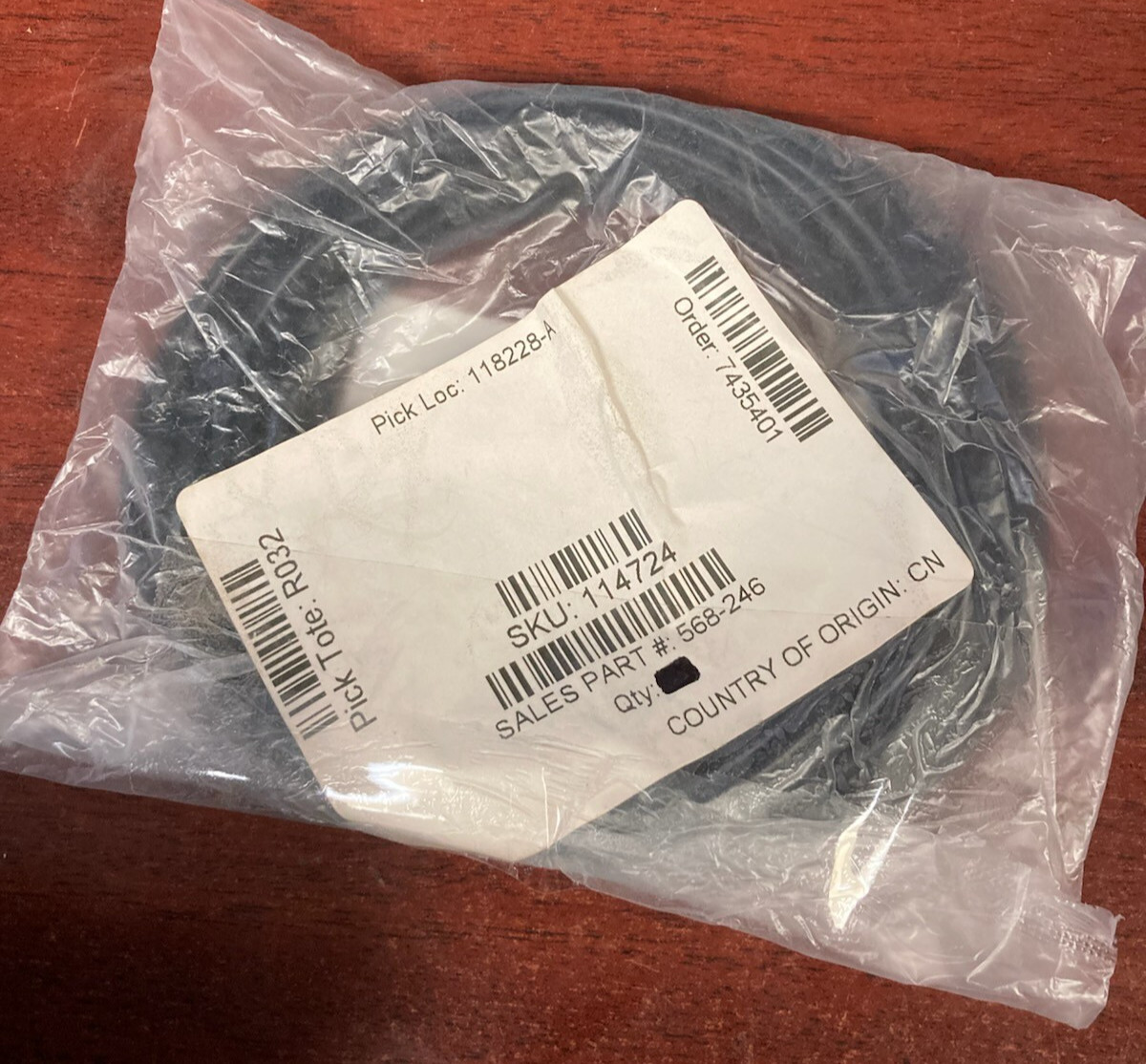 568-246 O-Ring 4.500″ ID x 4.750″ OD x 0.125″ C/S Buna-N 70 Duro (Pack of 13)