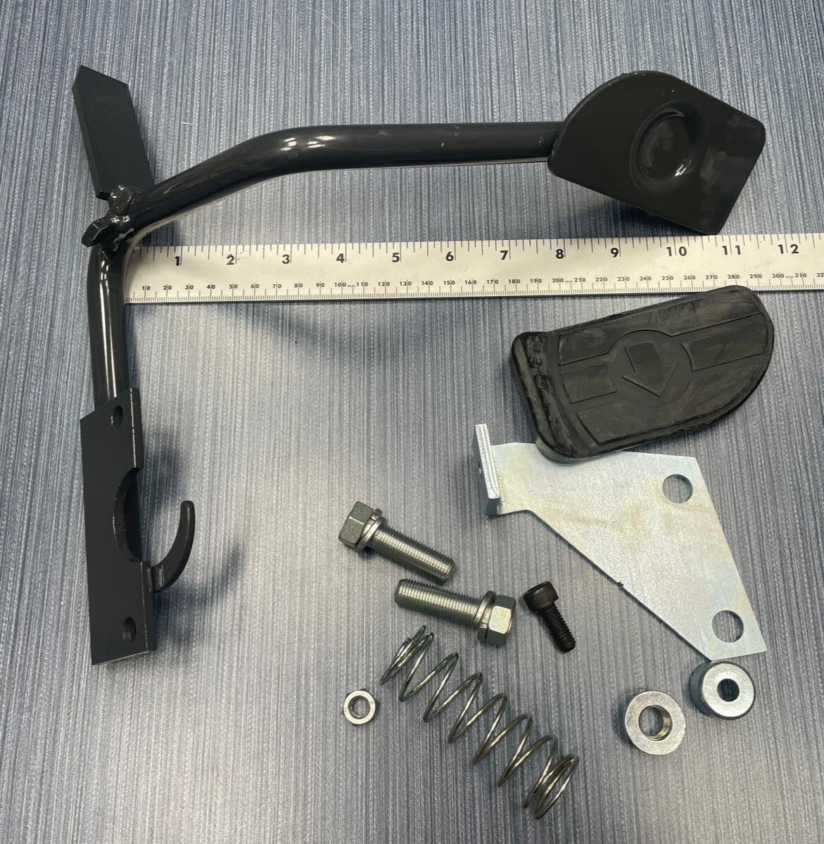 Kubota KIT SPRING, HST 18 K2601-94200 Forward Pedal
