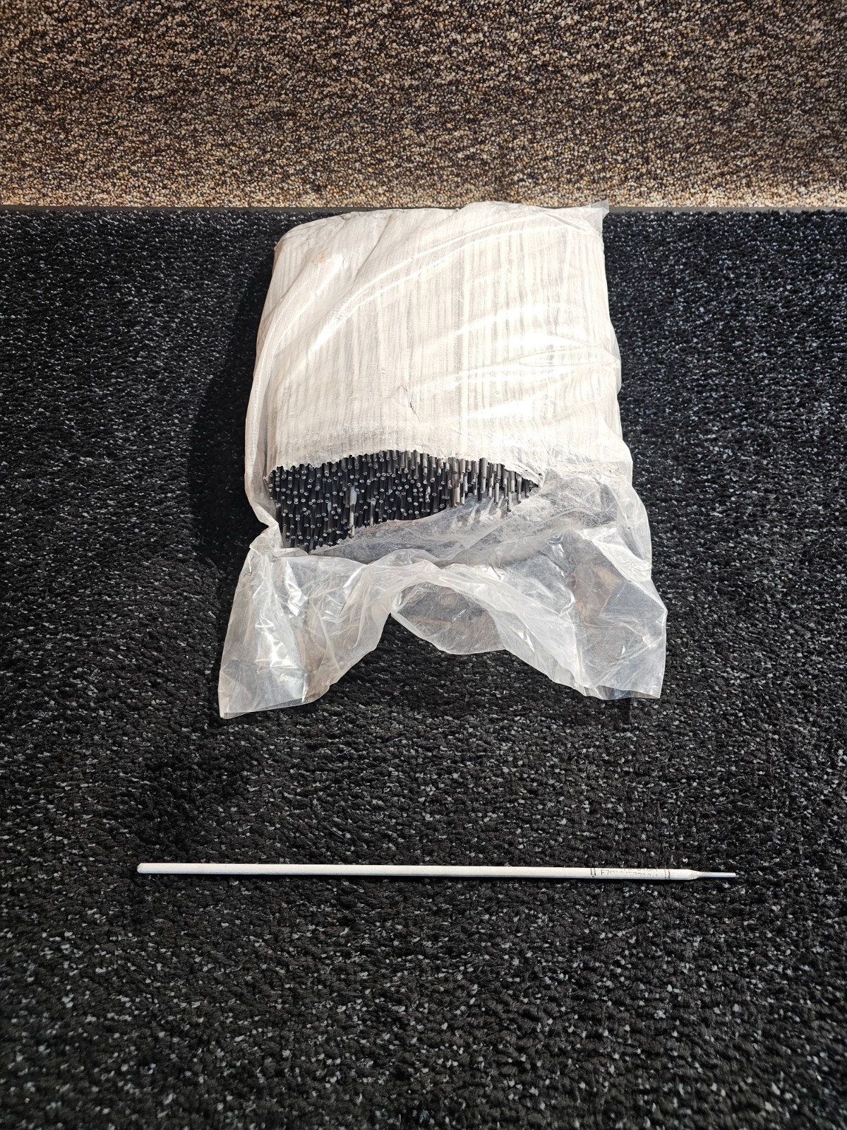 Stick Electrode 14-inch Length x 3/16″ Dia. AWS E7018/E7018-1 50 lb Carbon Steel