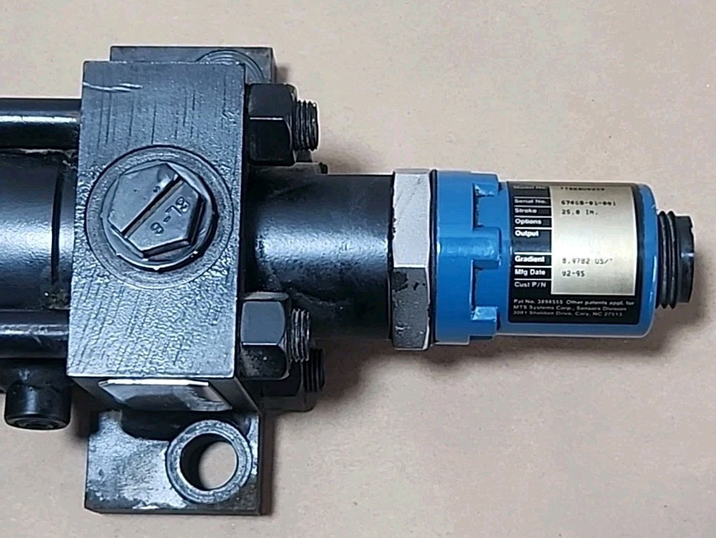 Parker 2HX Electrohydraulic Cylinder Actuator 2″ Bore x 21.5″ 3000Psi + Warranty