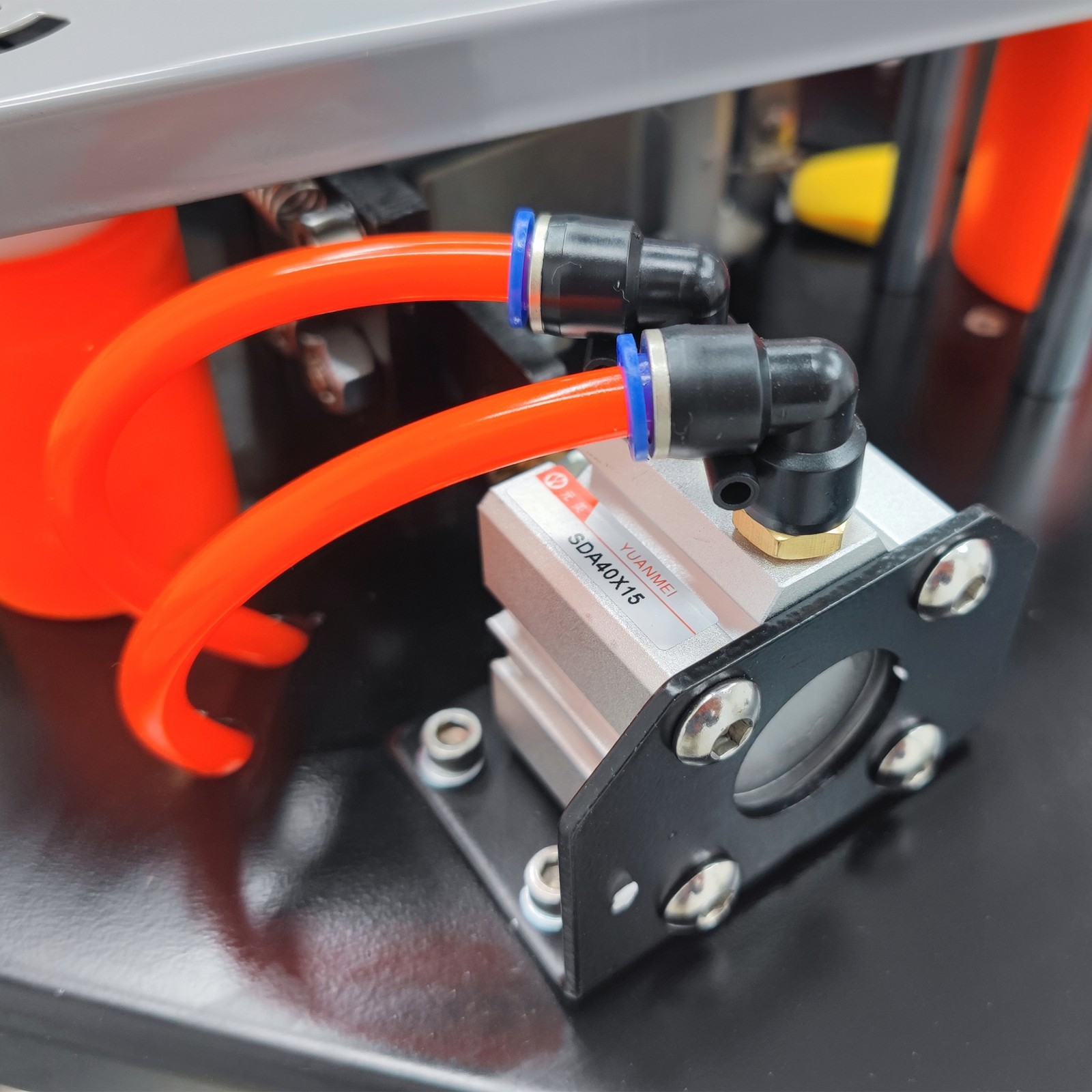 Desktop Edge Bander 0-6m/min Sealing Speed Straight /Curve Line Edge Bender