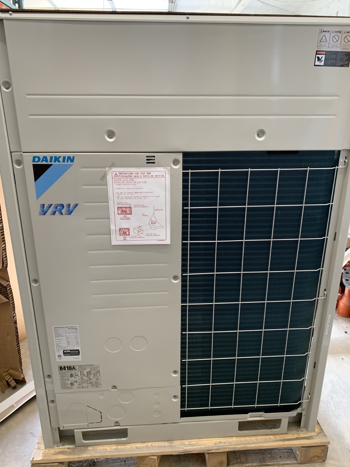 Daikin REYQ120TAYDU 10-Ton VRV IV Air-Cooled Heat Recovery Outdoor Unit 3PH 460V