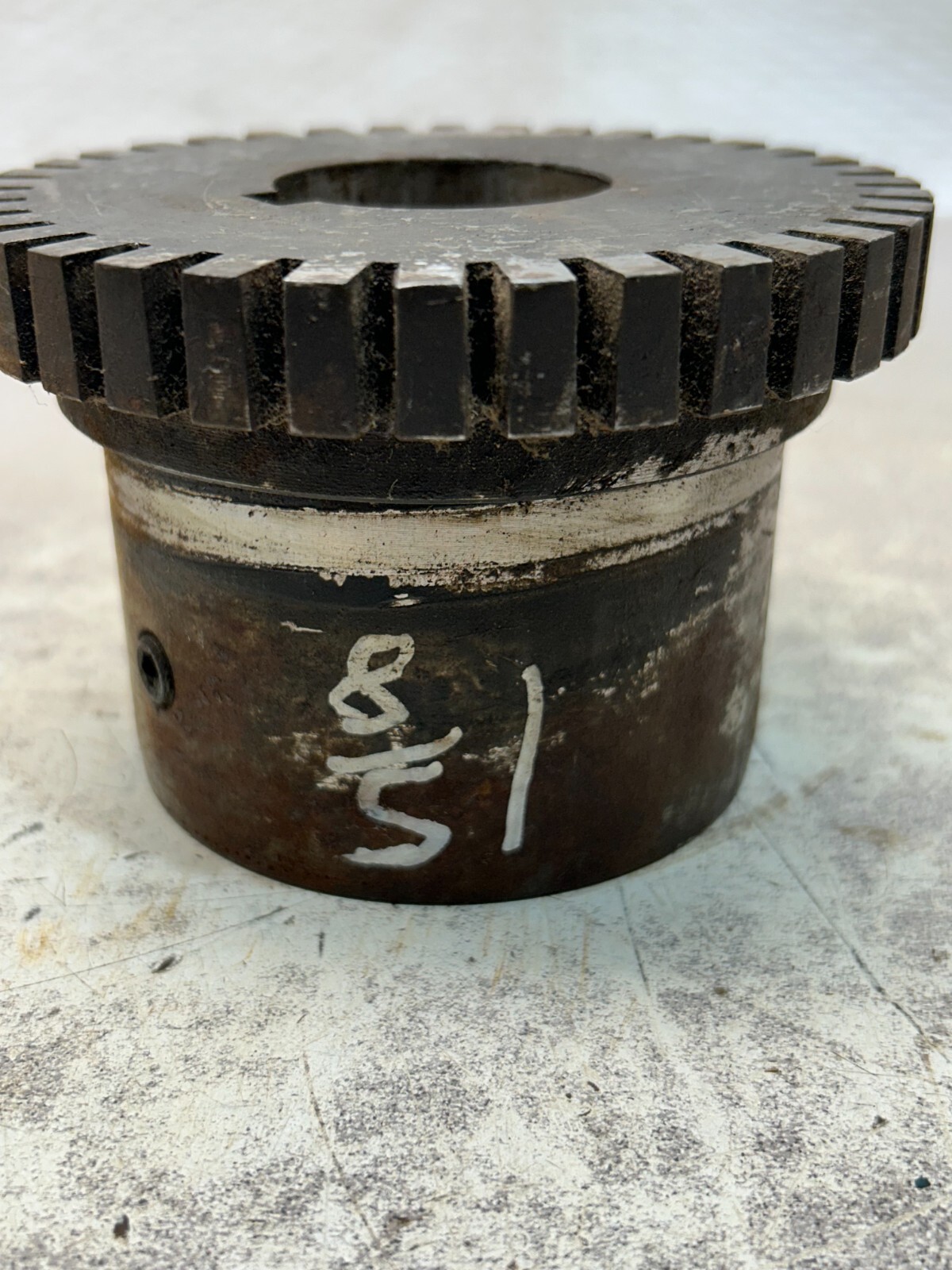 NEW NO BOX FALK COUPLING HUB BORE 1-5/8» 1070T