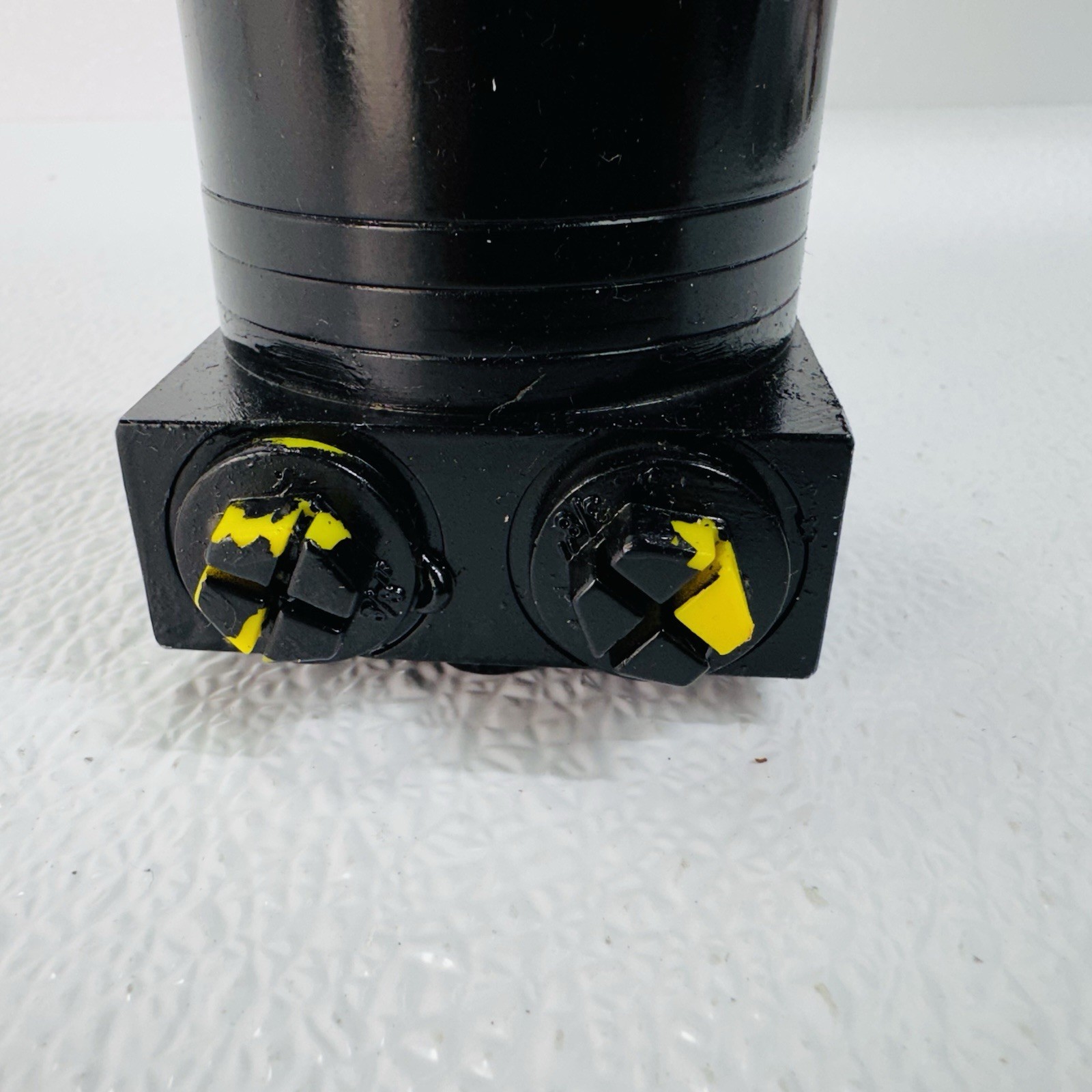 Forward Products Hydraulic Motor 3-Bolt Std