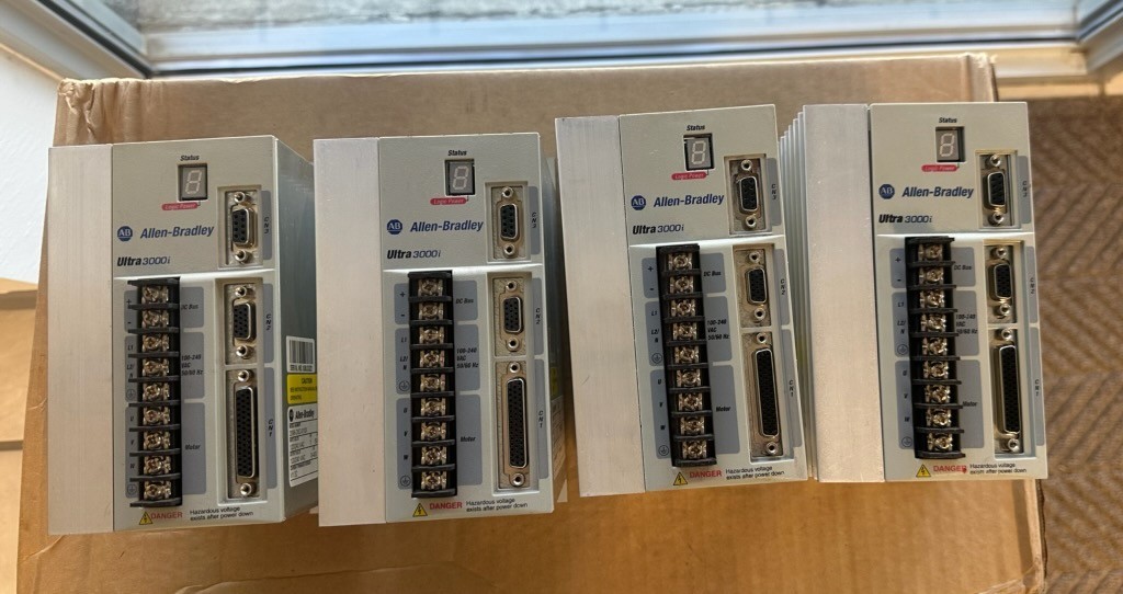 Allen Bradley 2098-DSD-010X Ultra 3000 Servo Drive, Indexing