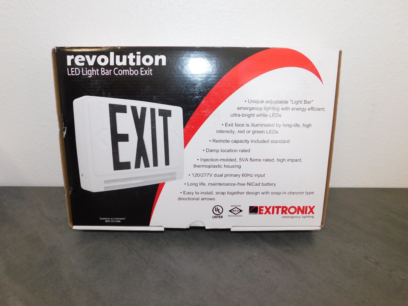 Exitronix Exit Sign With Light Bar GCLED-U-WH Green Or Red LED Thermoplastic NIB
