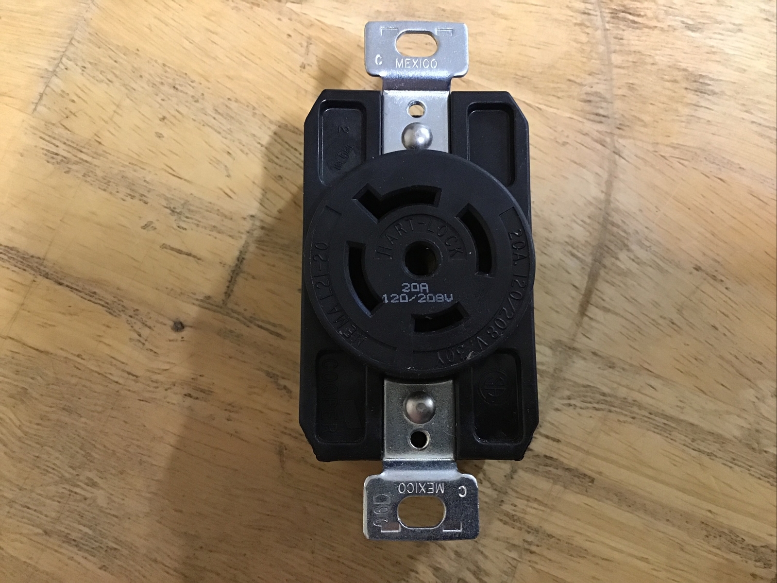 Arrow Hart Locking Receptacle Outlet L21-20R 20A 120/208V 3ØY AHL2120R. NOS