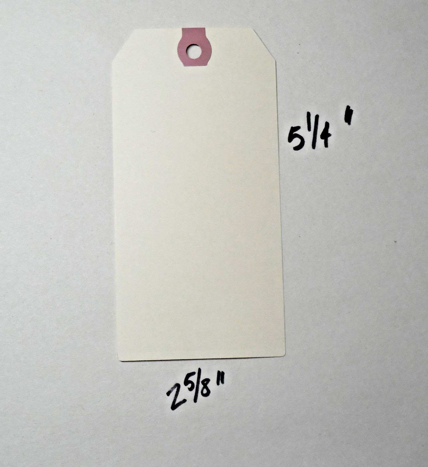 25 Avery #6 Blank Shipping Tags 5¼ x 2-5/8 in. Crafts Junk Journal Scrapbook