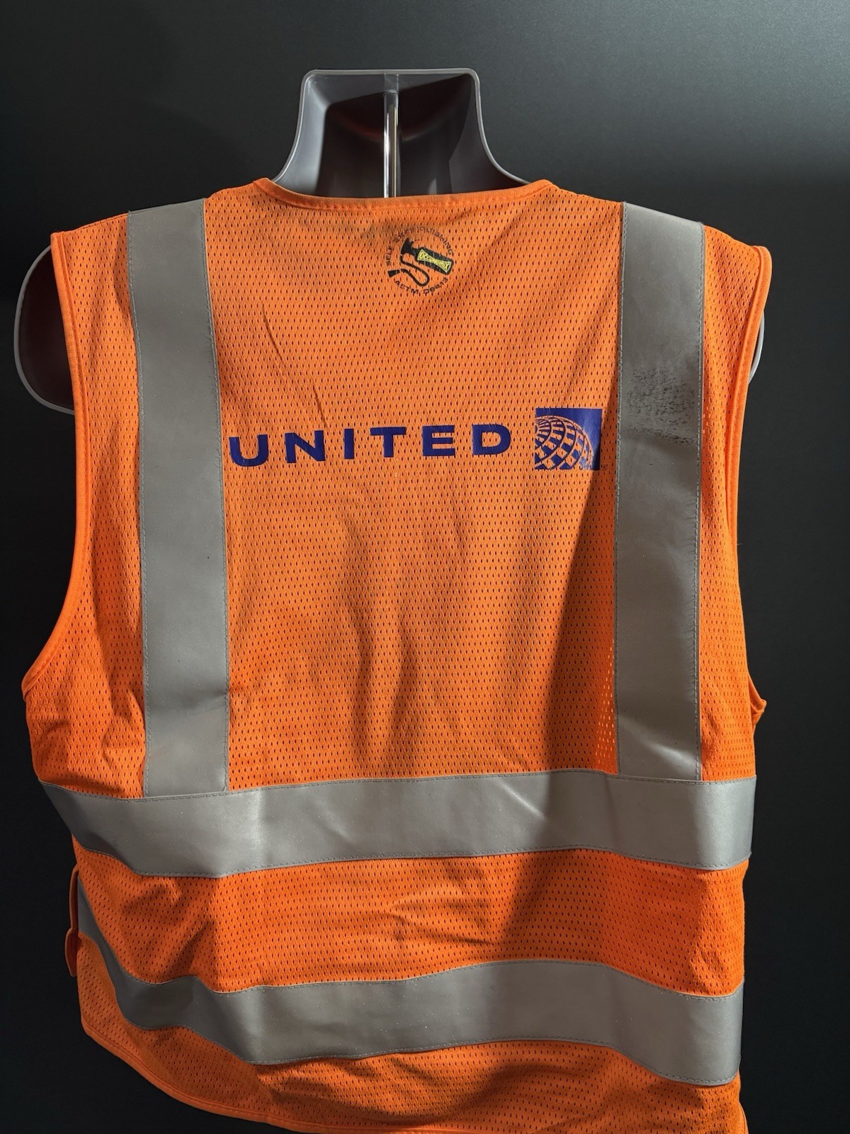 UNITED OccuNomix Hi-Visibility Orange Mesh Reflective Zip Work Ramp Safety Vest