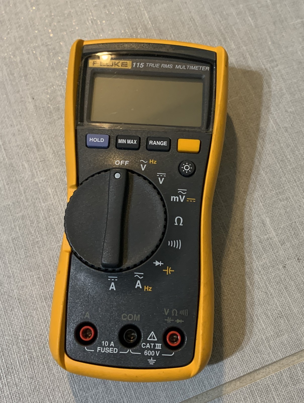 Fluke 115 Multimeter (used)