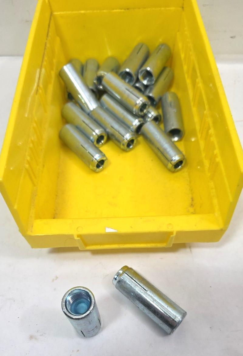 Lot of 18 , 5/8″-11 Drop-In Anchor Zinc Plated 2″ Length