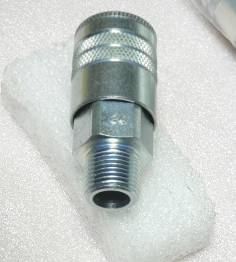 Lot of 3 – Parker 24 Coupler Body,Steel,Mnpt,3/8 In. Pipe