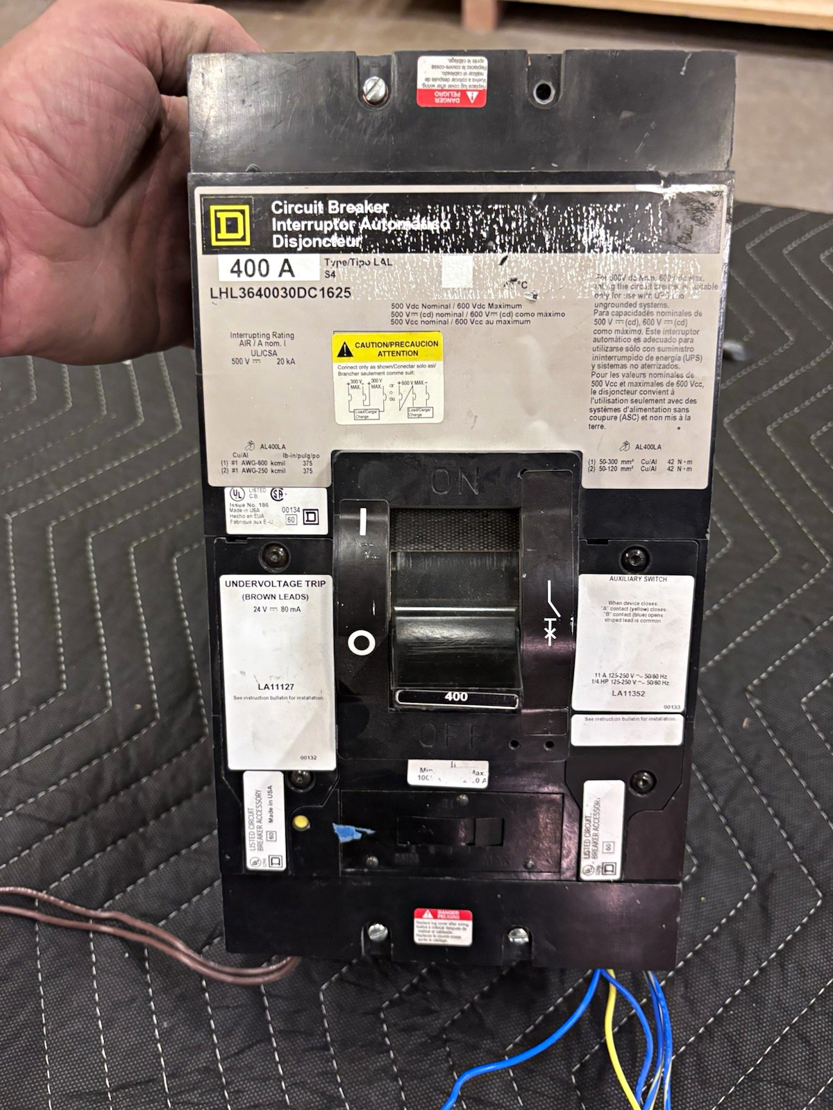 Square D LHL3640030DC1625 400A 3-Pole 500V DC Circuit Breaker w/ UV Trip Aux