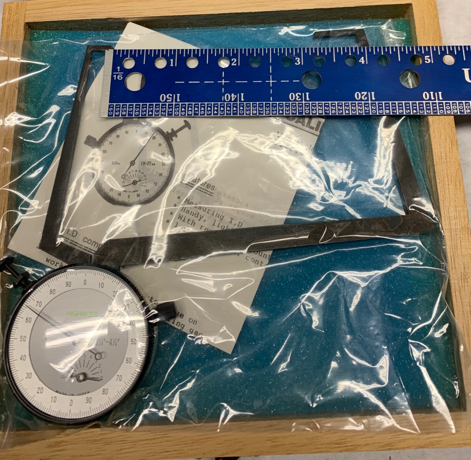 HIGHWOOD 3.250-4.250″ Dial Caliper – No. B0-9E – 0.001″ GRADS. – NEW IN BOX