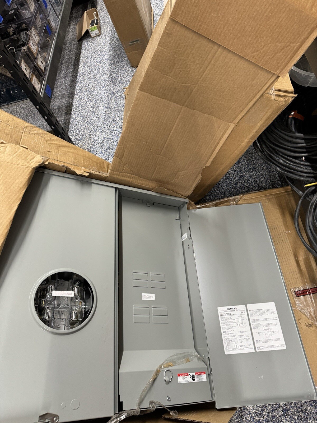 NEW Siemens 320/400A Meter Combo Lever Bypass Ringless 4Space OH/UG Main Lug