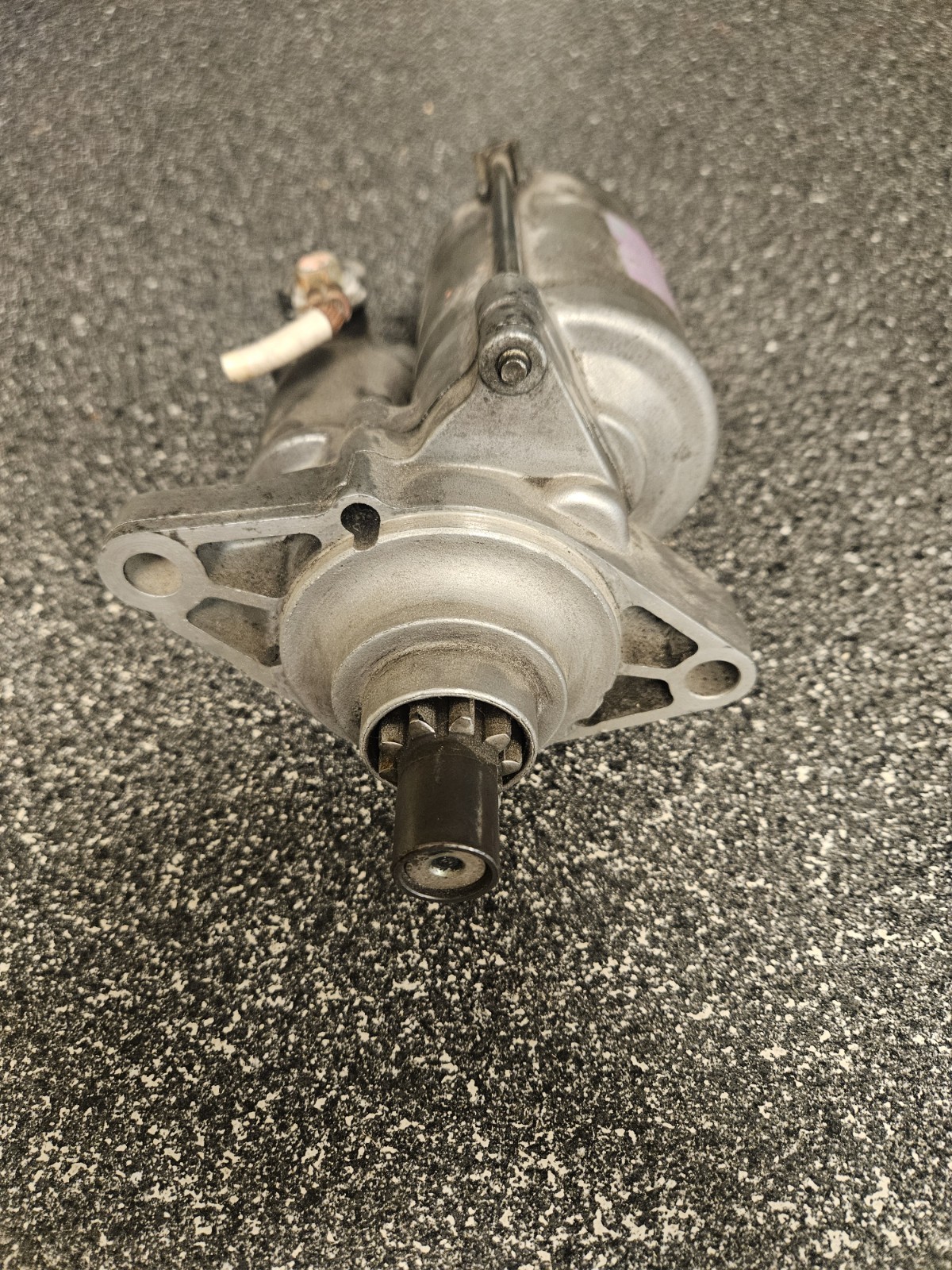 Honda Civic Starter Motor – Fits Automatic 1.7L (98–05) Used O.E.