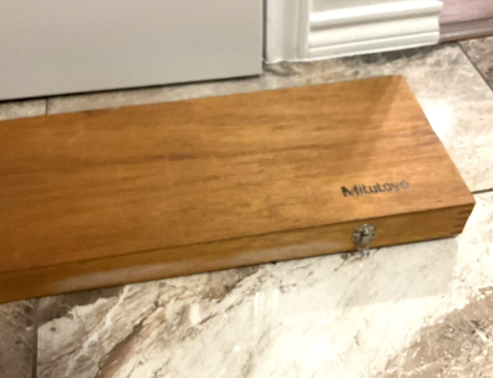 MITUTOYO 500-505-50 DIGITAL CALIPER (BOX ONLY)