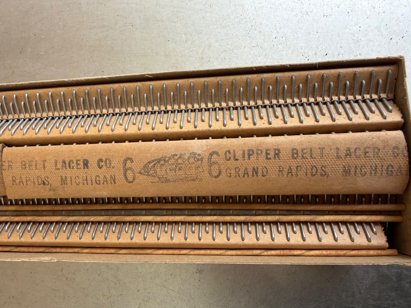 Clipper Belt Fasteners Hook Size #6 – FREE SHIPPING