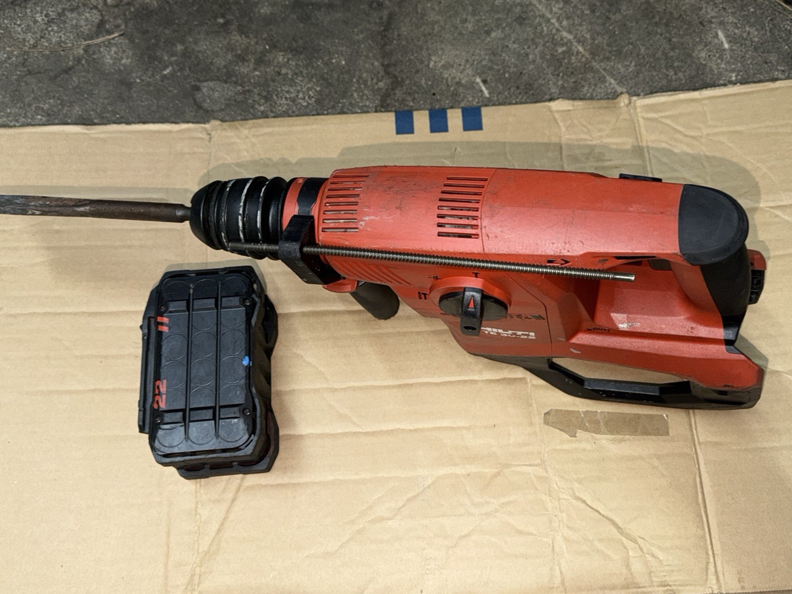 HILTI TE 30-22 NURON ATC & AVR Cordless Rotary Hammer Drill/B 22-255 Li-ion BATT