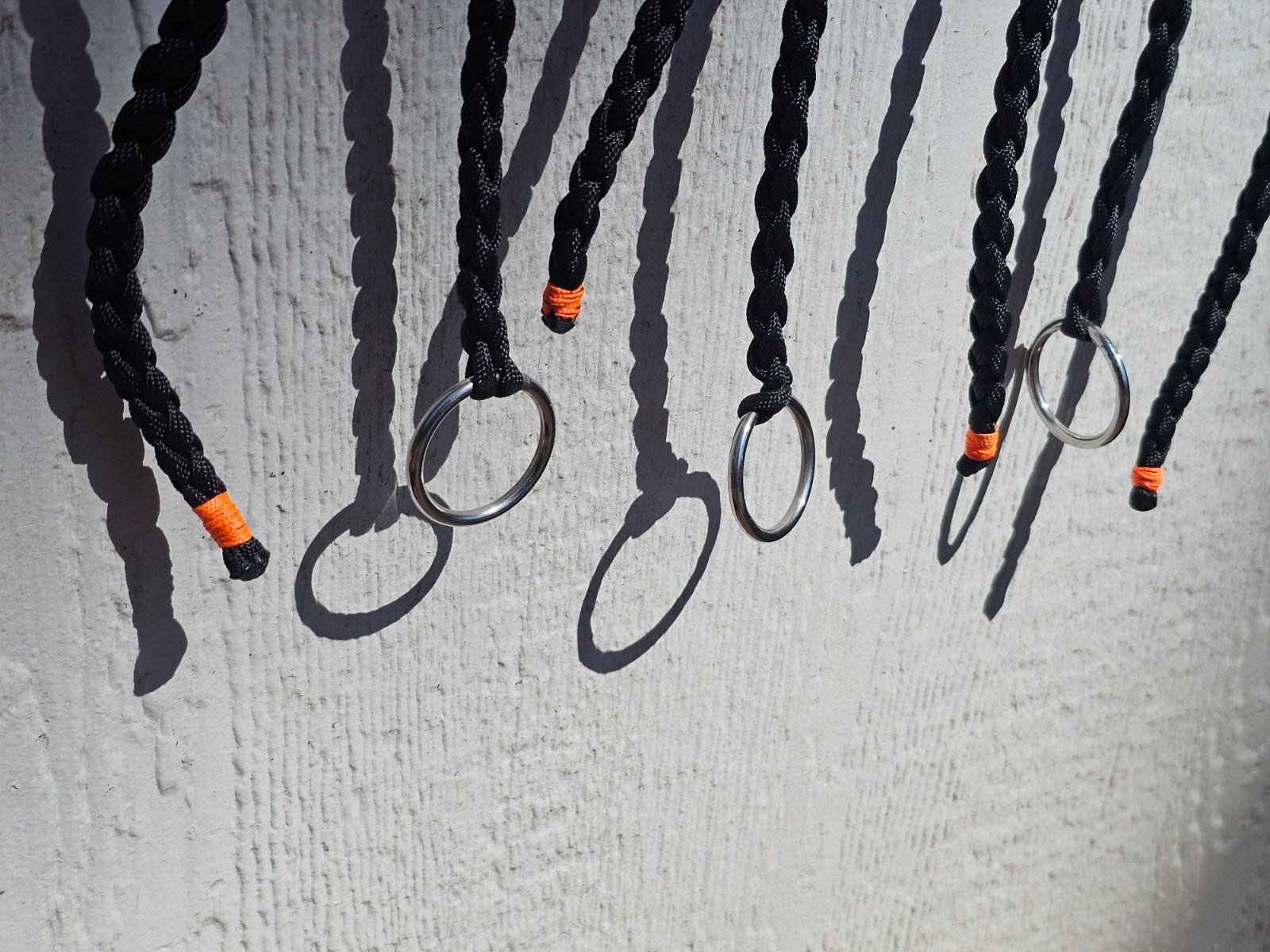 Set 4 Paracord Piggin Strings Tie Strings Western Ranch Work Rope Black/Orange