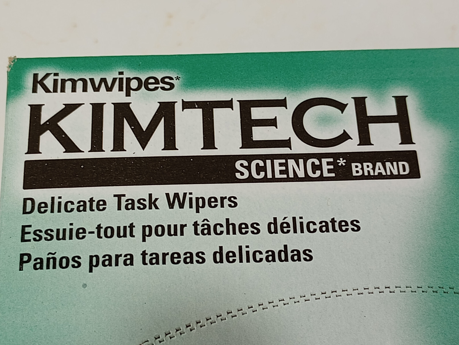 Lot of 2 Kimtech Science 34155 Delicate Task Wipes 4.4 in. x 4.8 in.(Box of 280)