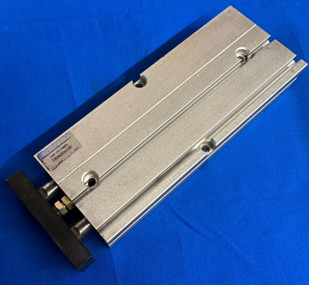 KOGANEI AIR CYLINDER TBDA20X100 TWIN ROD 20MM BORE 100MM STROKE