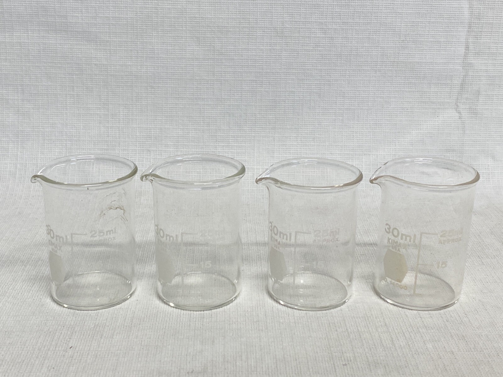 (4) DWK KIMAX Glass 30mL Low Form Graduated Griffin Beaker Pour Spout 14000-30 B