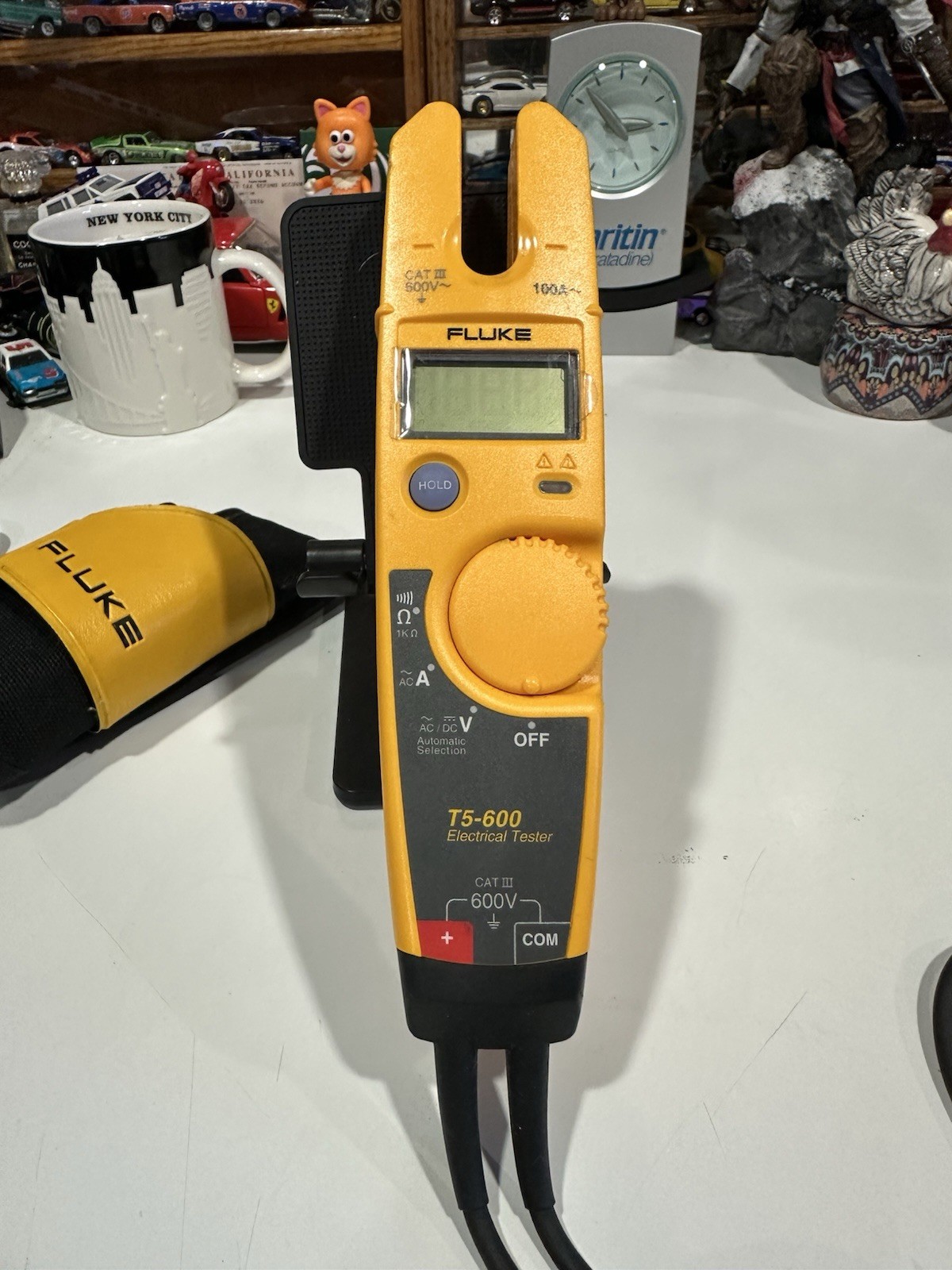 Fluke T5-600 Electrical Tester Pre-Owned In Excellent Working Condition