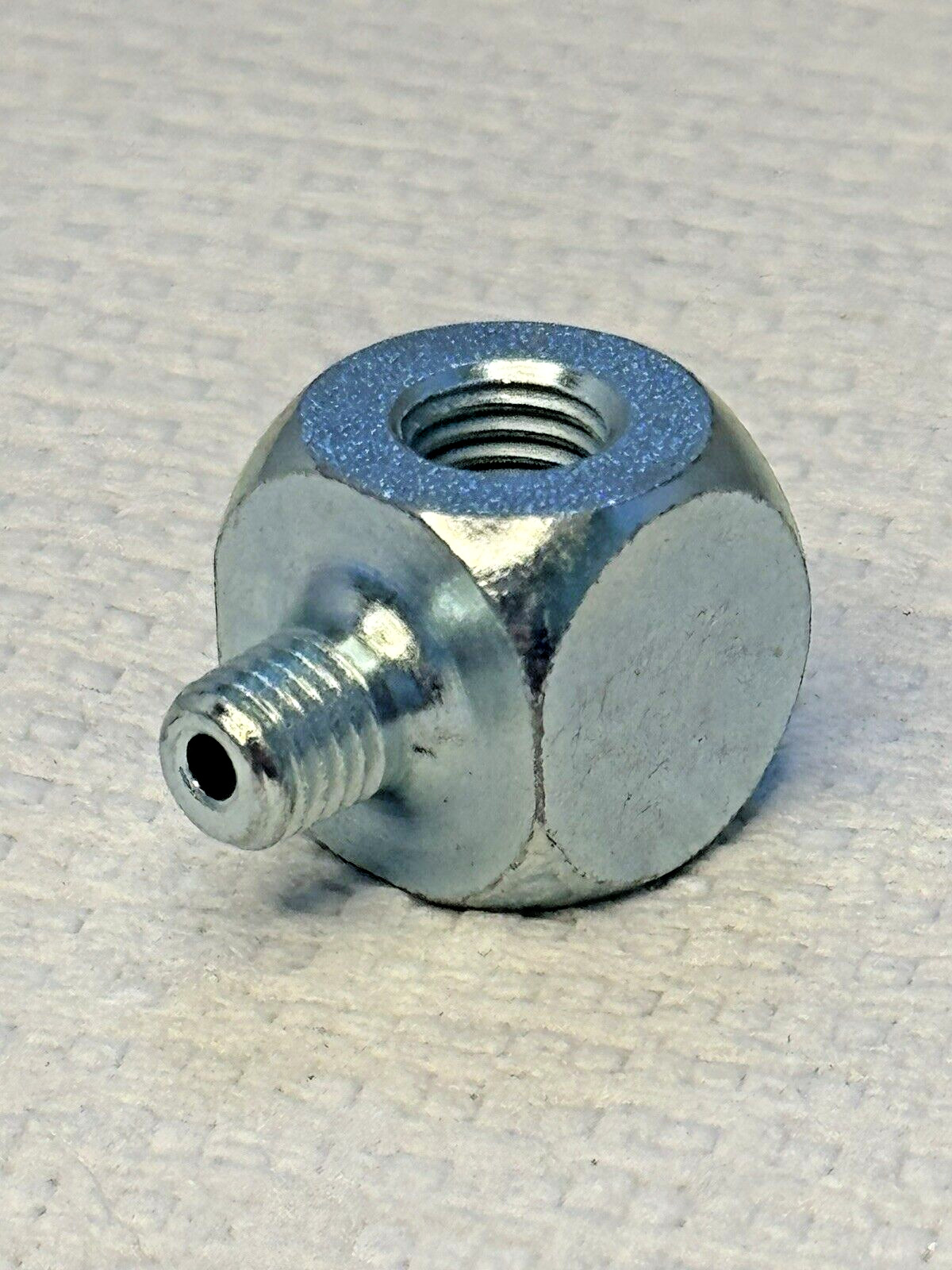 Bijur Delimon 90 Degree Elbow Adapter Fitting 19285 1/4-28M x 5/16-24F