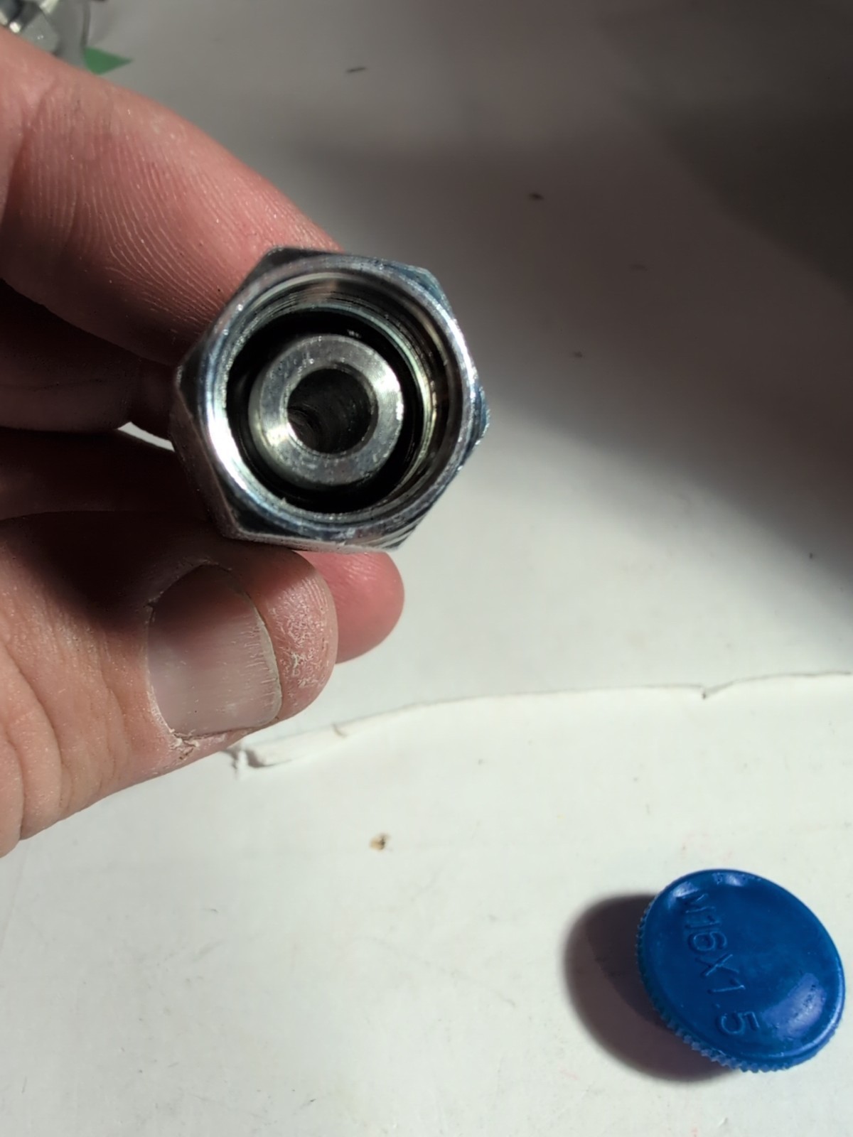 M16 Din Female To 1/4″ Bspp Male With Seal