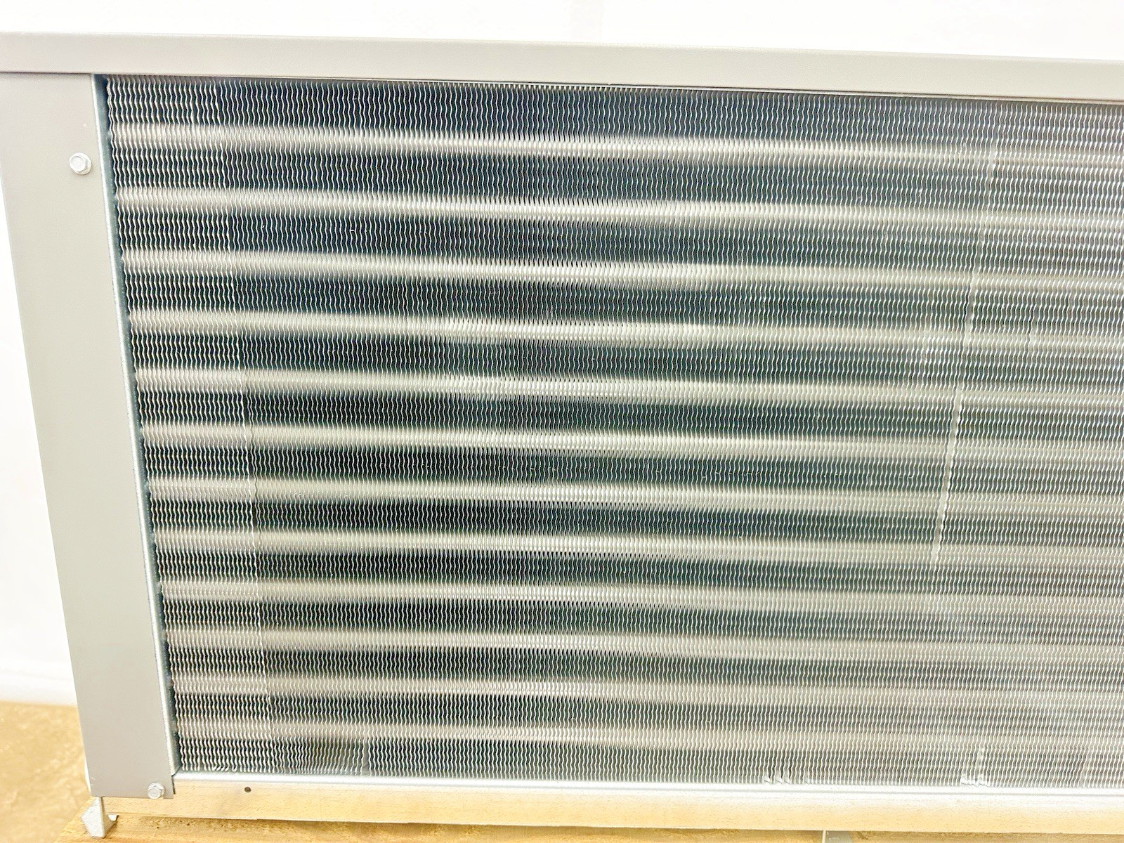 New Russell RFH200E44-EAT 2 HP Outdoor Condenser Unit 208-230 V 3 PH Shipped USA