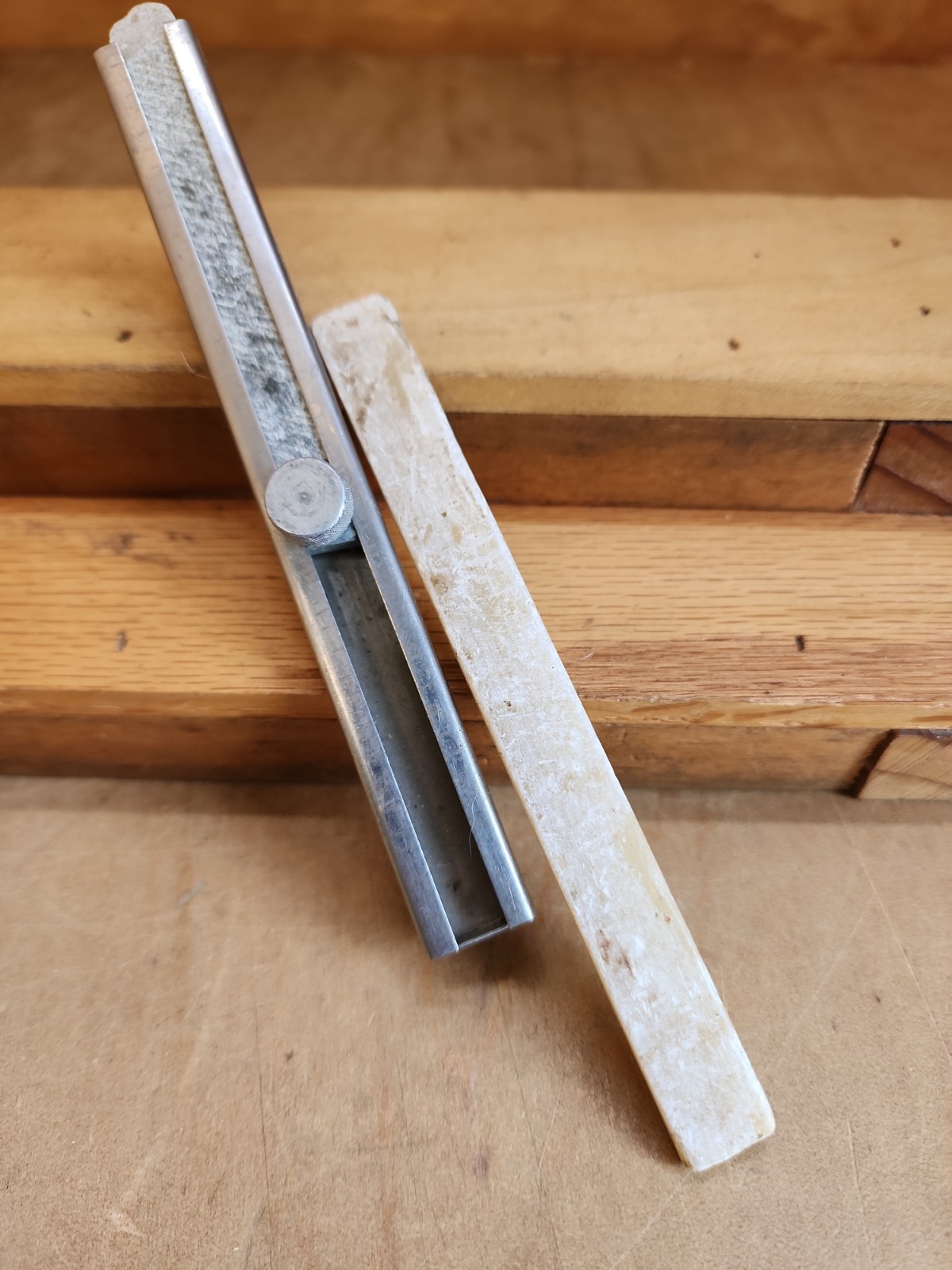 Vtg. Ace Hardware Pocket Flat Soapstone Holder Marking Tool for Metal Refillable
