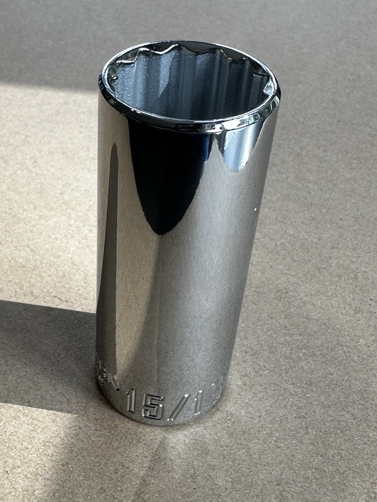 Craftsman CMMT47529 15/16″ 12pt Deep Well Socket 1/2″ Drive. 0618