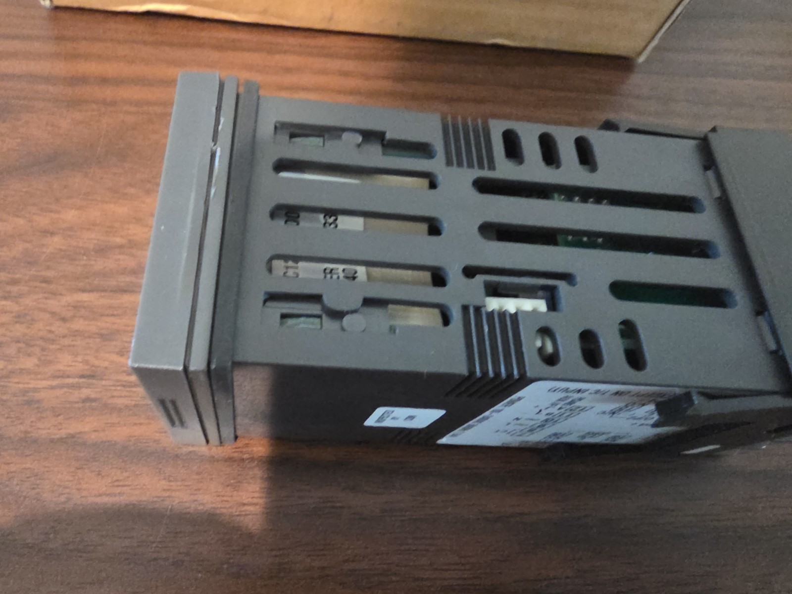 Honeywell UDC120L Micro-Pro DC120L11001000 Digital Controller 120/240VAC UDC1200