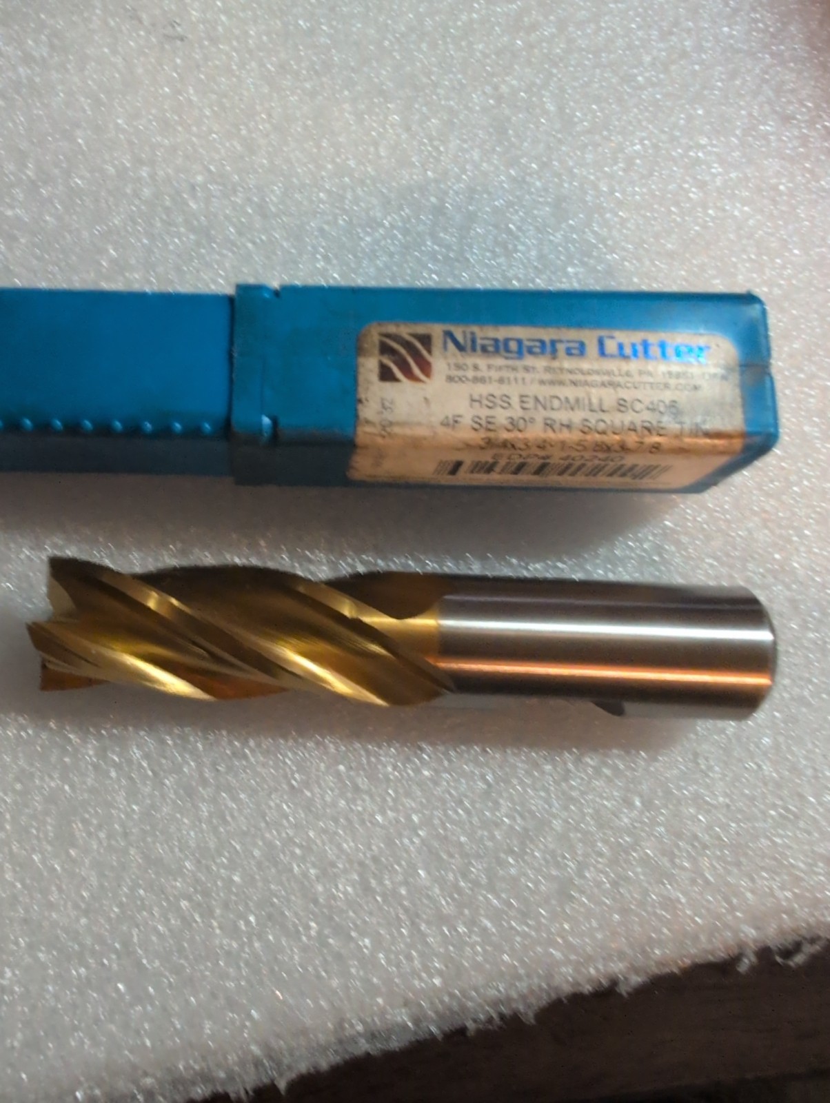 NEW NIAGARA CUTTER HSS END MILL 3/4 X 3/4 X 1-5/8 X 3-7/8 TIN EDP N40240