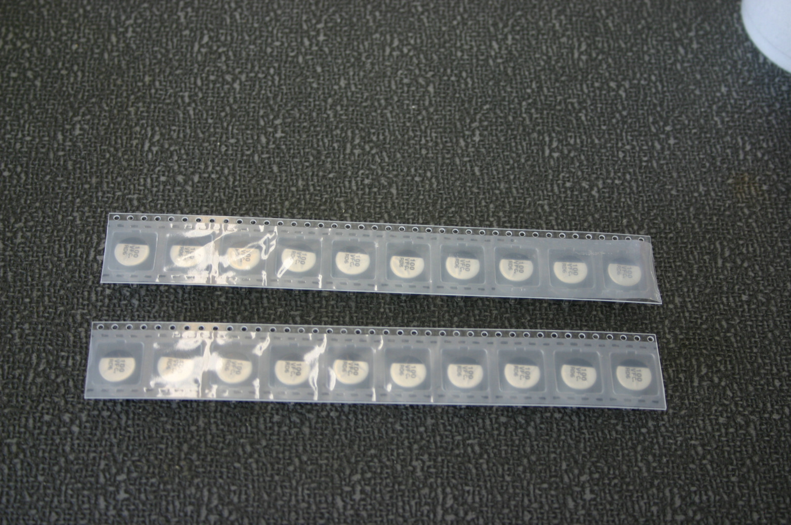 20 Pieces Panansonic EEE-FC1V101P SMD Aluminum Electrolytic Capacitor 100uF 35V