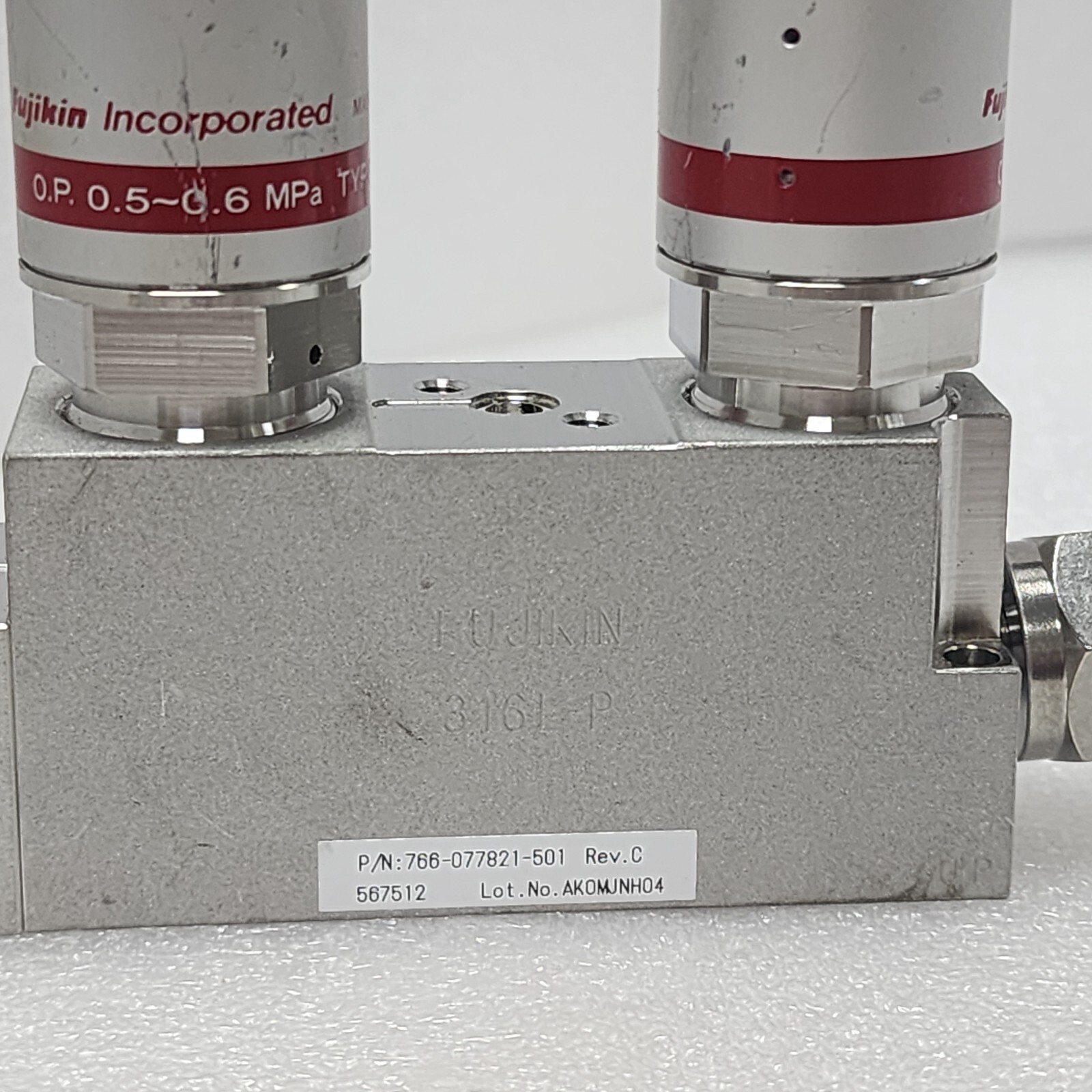 Lam 766-077821-501 Rev C, Fujikin 0.P. 0.5-0.6 MPa, Type NC Assy,Jp,_96973