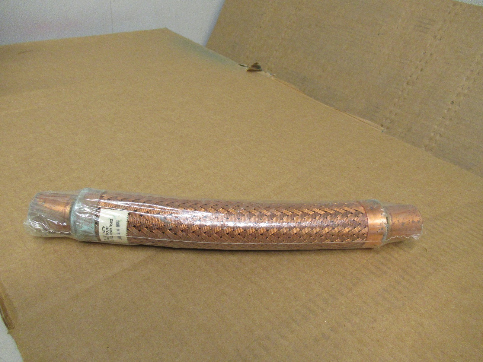 NO NAME REFRIGERANT BRAIDED FLEX HOSE 13″ LENGTH 1″ ID COPPER WP 600 PSI SOLDER