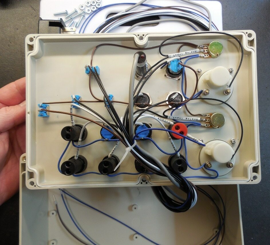 Build your Own Deluxe 2 Analog Trainer PLC Training 8 inputs 8 outputs
