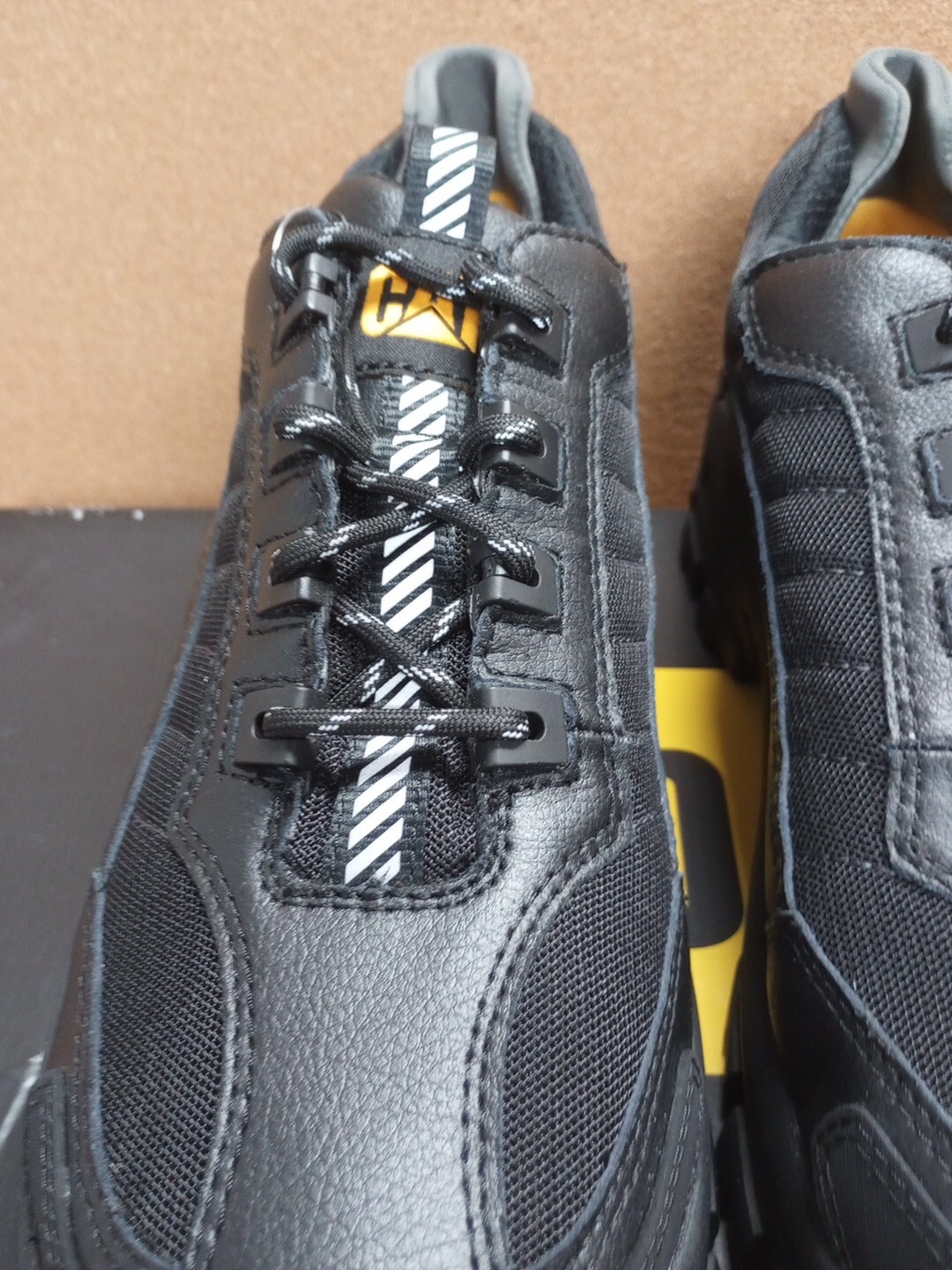 CAT Footwear Men’s Invader Steel Toe Work Shoe Black 11.5