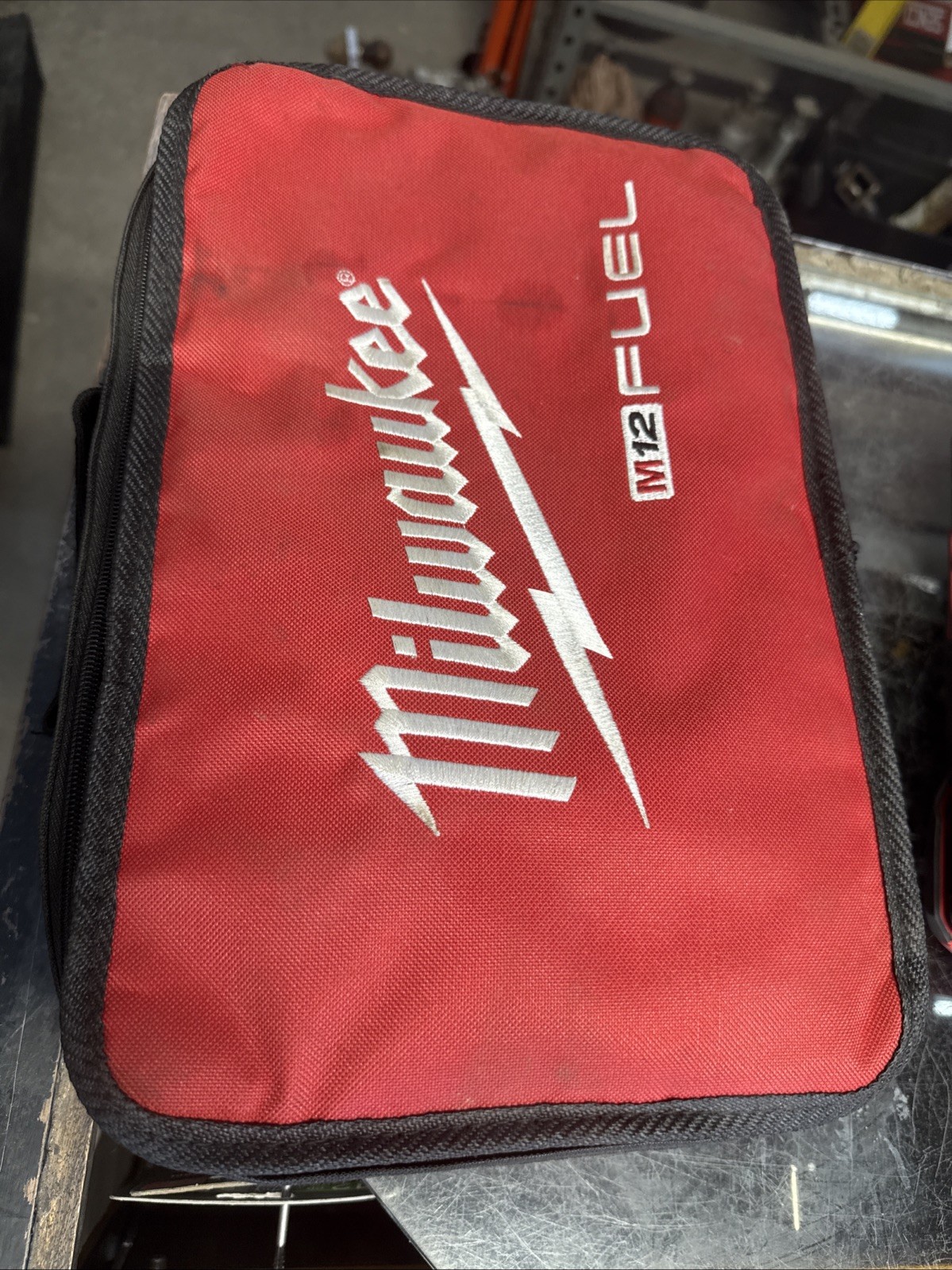 Milwaukee 2505-20 M12 FUEL Installation Drill/Driver with battery and charger