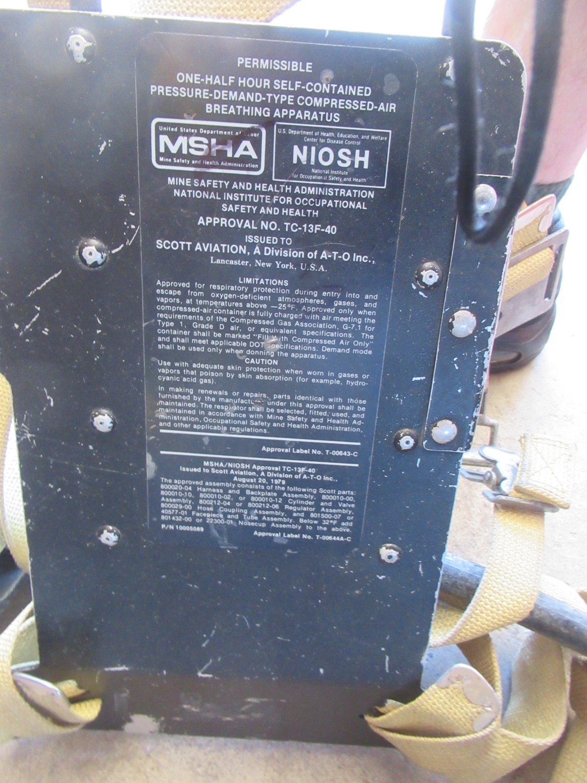 VINTAGE Scott Air-Pak Presur-Pak II SCBA w/ Face Mask 2.2