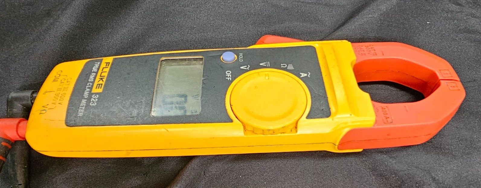 Fluke 323 True RMS Clamp Meter