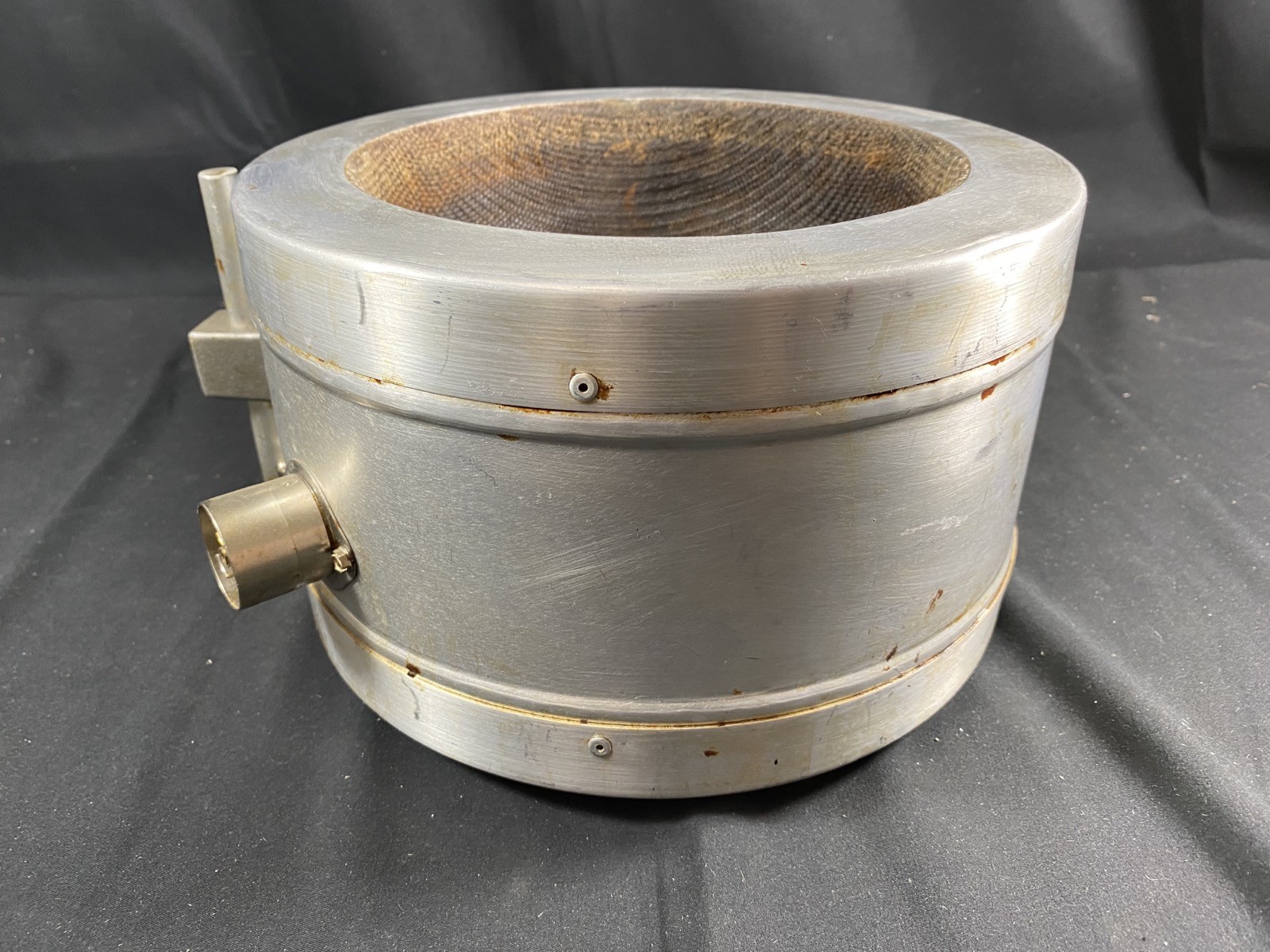 GLAS-COL 3 Liter 115 Volts 470 Watt Aluminum Housed Heating Mantle 100B TM112