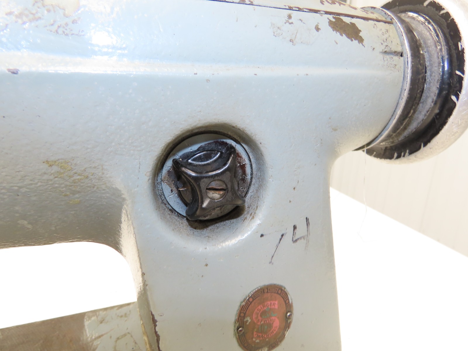 Singer 457G1 Industrial Sewing Machine Head Single Needle Lockstitch Zig Zag