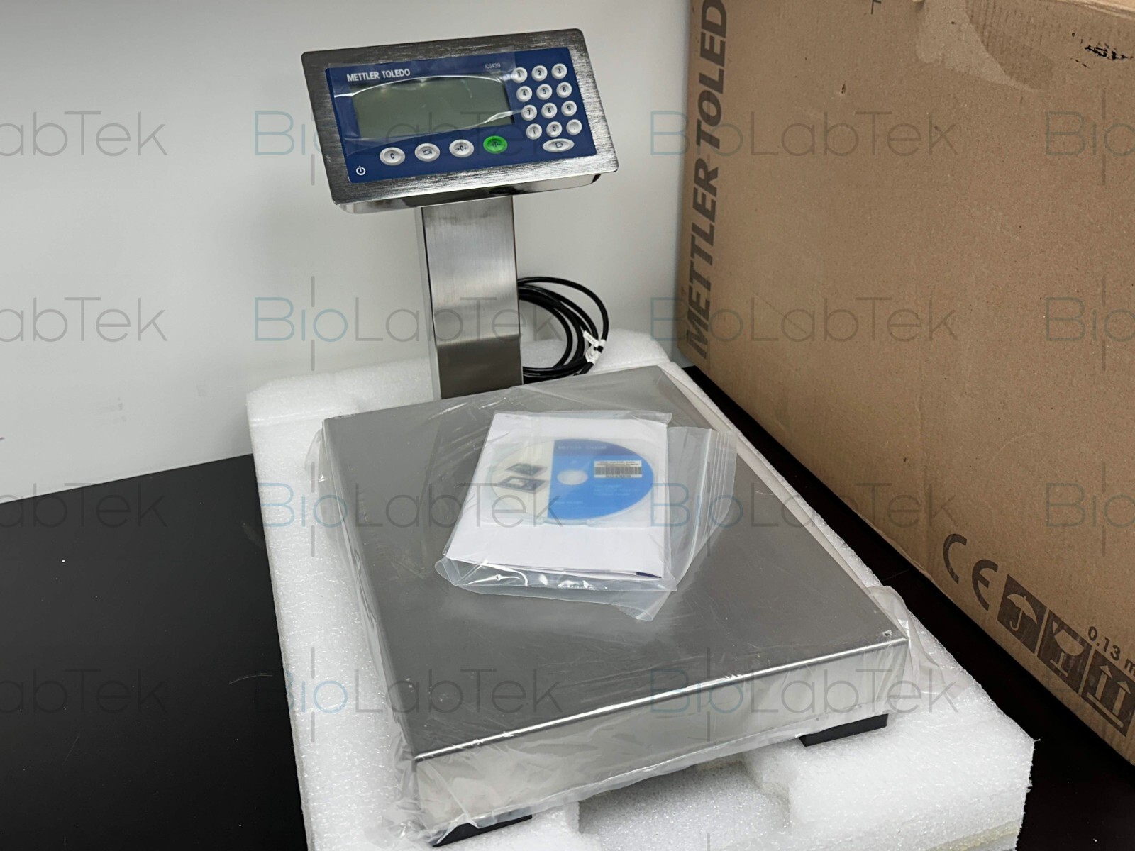 NEW Mettler Toledo 5-30 KG ICS439g weighing bench terminal scale unit