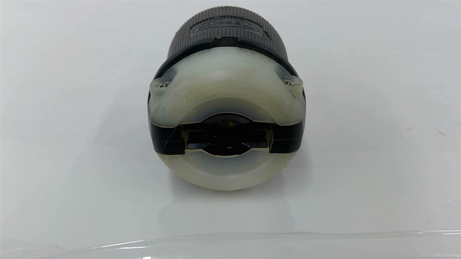 Hubbell HBL2731 Locking Plug 30 A 480 VAC