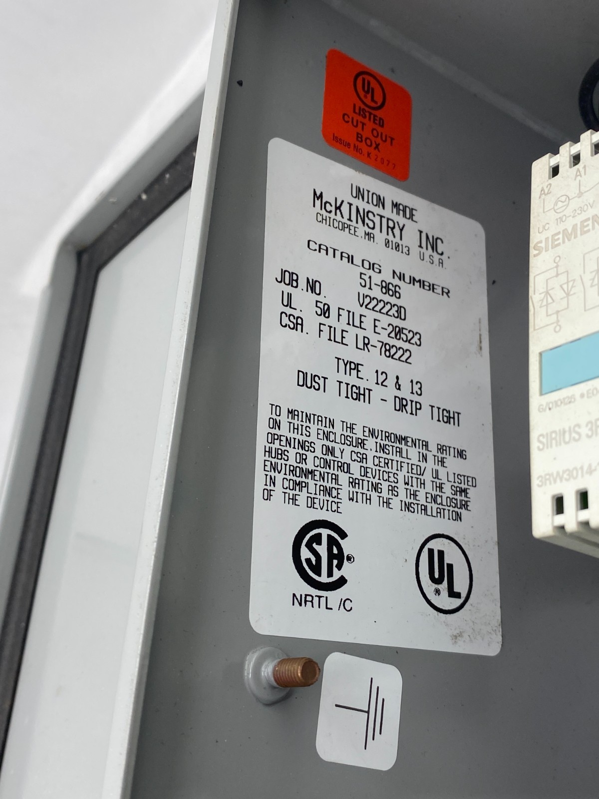 Siemens 3RW3014-1CB14 Soft Starter in McKinstry 51-866 Enclosure Box NEMA 12