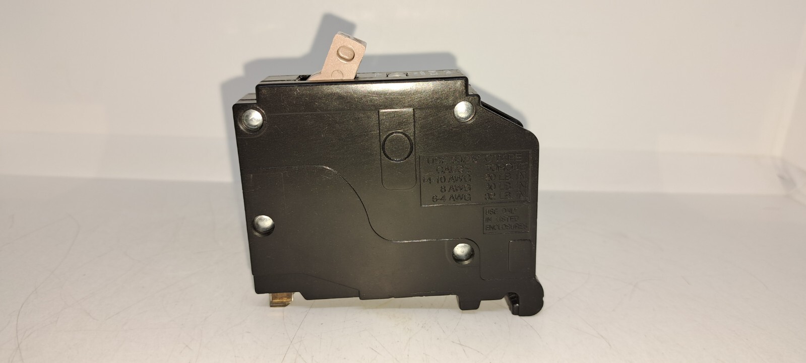 EATON Cutler Hammer CHF120 20 Amp 1 Pole Circuit Breaker with Trip Indicator
