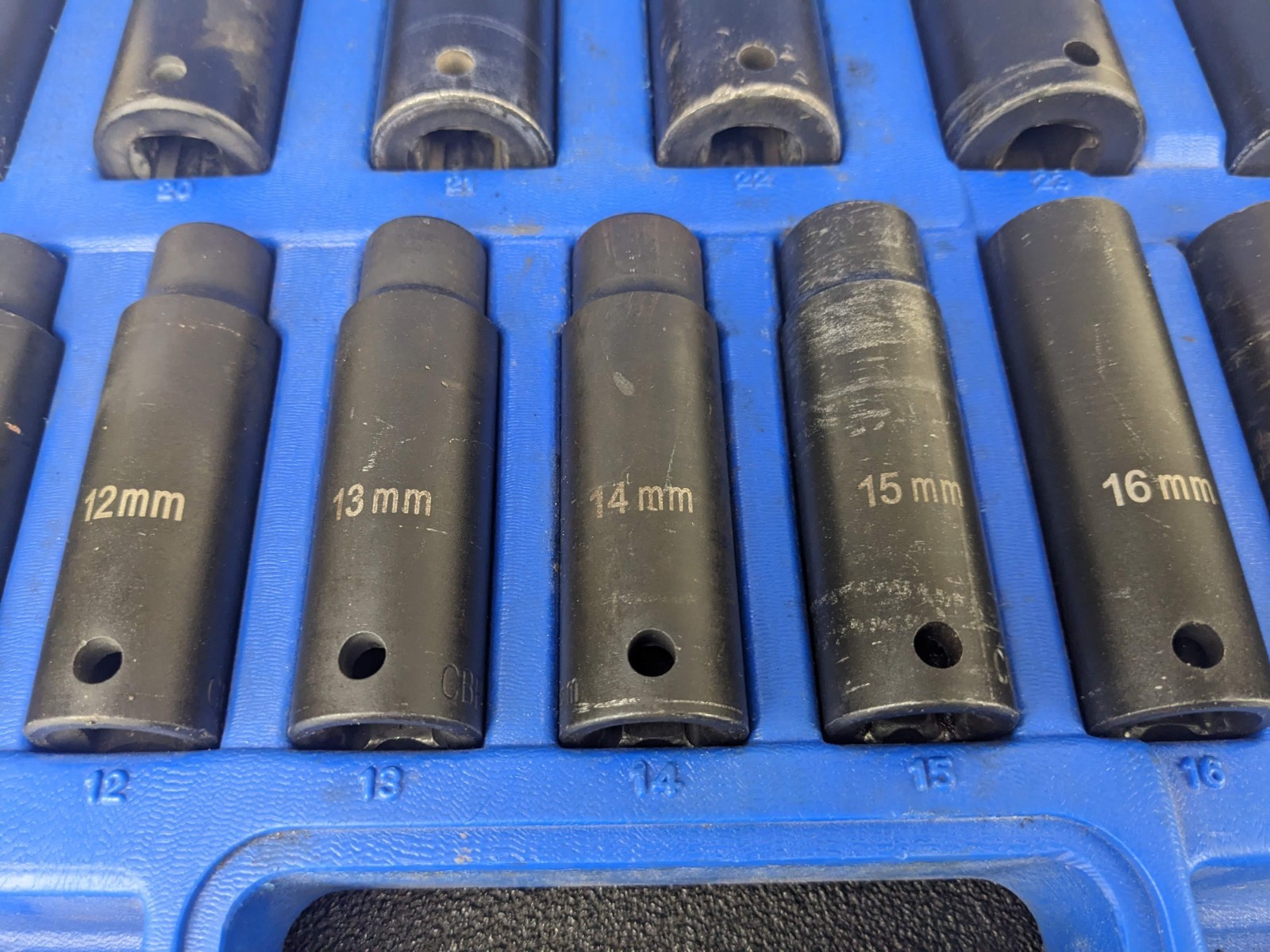 #bn387 Cornwell Tools CBPI3LM 15 Piece 1/2″ Drive Metric Deep Power Socket Set